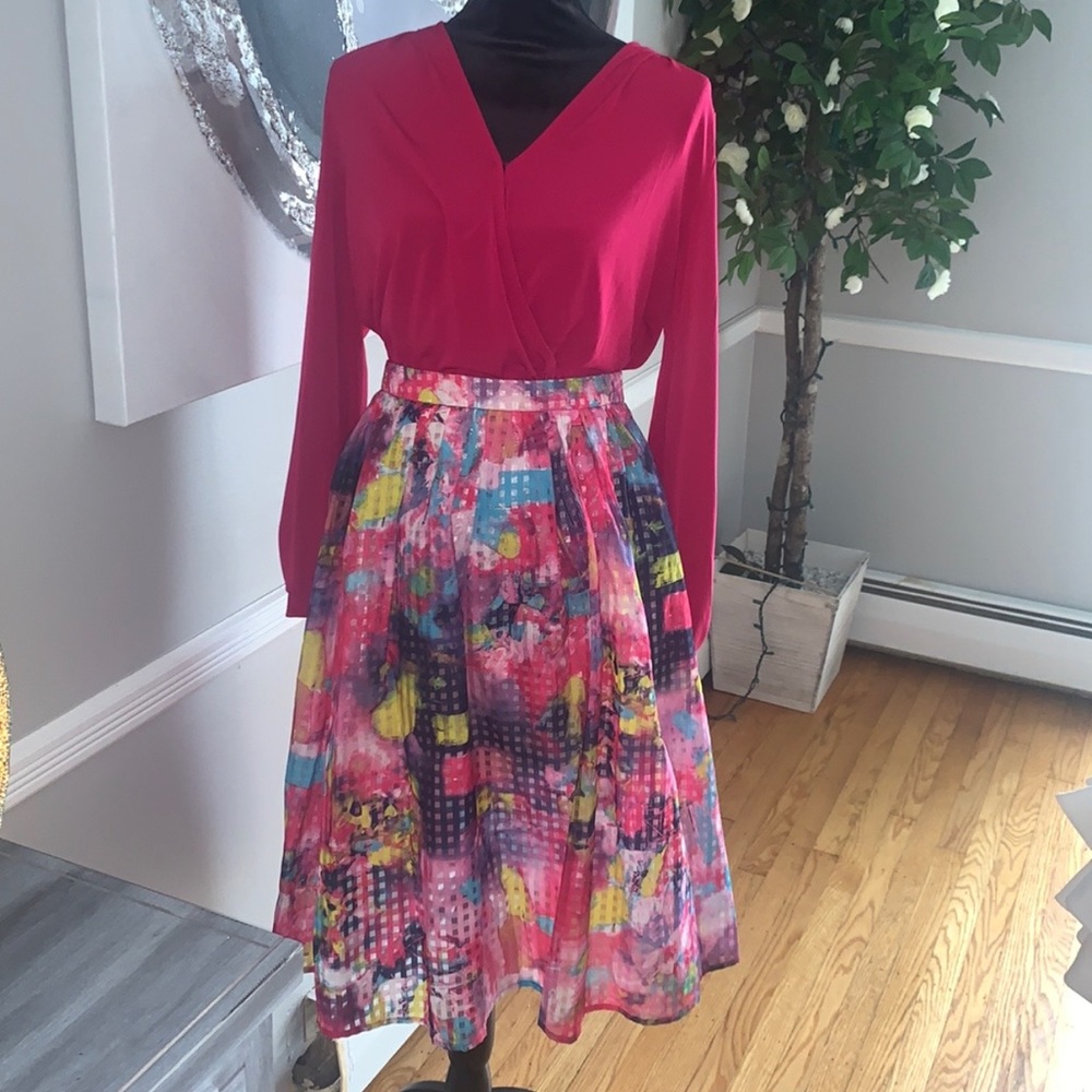 PINK 🌺FLARE SKIRT